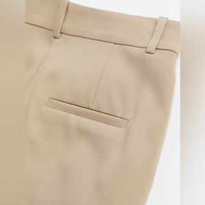 H&M Khaki Capri Pants